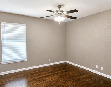 10518 Galena Street - Photo Thumbnail 10