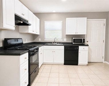 10518 Galena Street - Photo Thumbnail 1