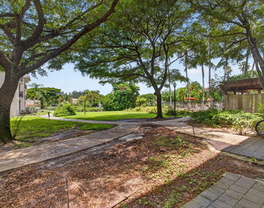 4151 N Haverhill Road - Photo Thumbnail 5