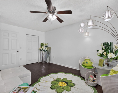 4151 N Haverhill Road - Photo Thumbnail 16