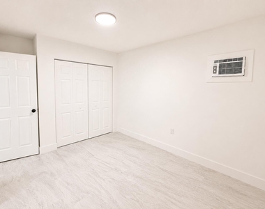 1606 N 14th Street - Photo Thumbnail 7