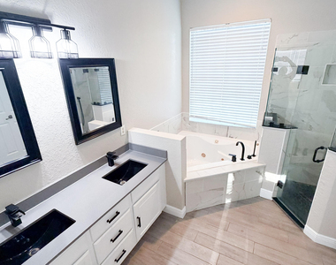 4002 Sw Jarmer Road - Photo Thumbnail 11