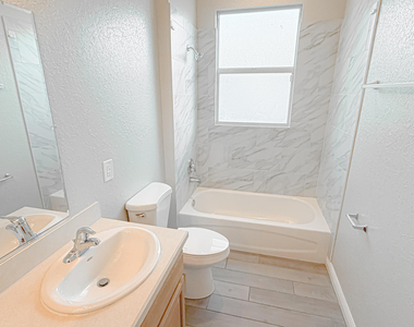 4002 Sw Jarmer Road - Photo Thumbnail 16