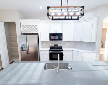 4002 Sw Jarmer Road - Photo Thumbnail 7