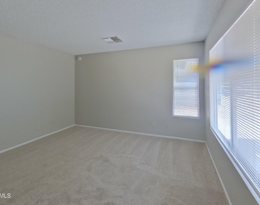 20420 N 14th Lane - Photo Thumbnail 1