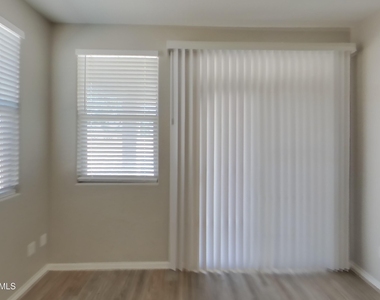 17307 W Monroe Street - Photo Thumbnail 4