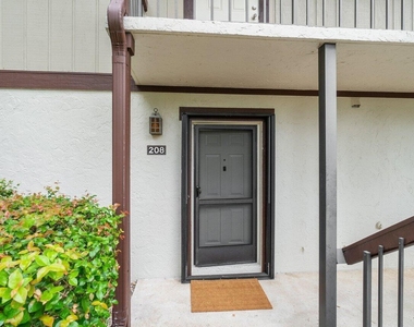 13334 Polo Club Road - Photo Thumbnail 19