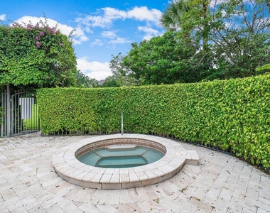 13334 Polo Club Road - Photo Thumbnail 15