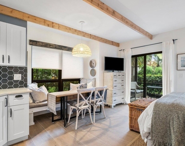 13334 Polo Club Road - Photo Thumbnail 9