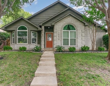 10678 Quest Drive - Photo Thumbnail 2