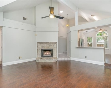 10678 Quest Drive - Photo Thumbnail 5