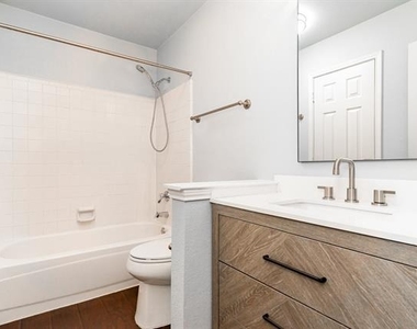 10678 Quest Drive - Photo Thumbnail 19