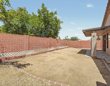 6622 W Golden Lane - Photo Thumbnail 37