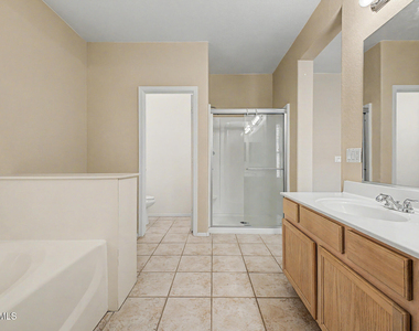 6622 W Golden Lane - Photo Thumbnail 21