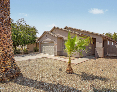 6622 W Golden Lane - Photo Thumbnail 4
