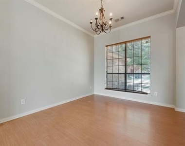 2517 Indian Hills Drive - Photo Thumbnail 6