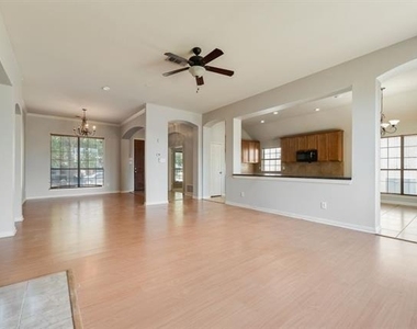 2517 Indian Hills Drive - Photo Thumbnail 9
