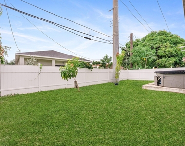 2848 Nw 9th Place - Photo Thumbnail 28