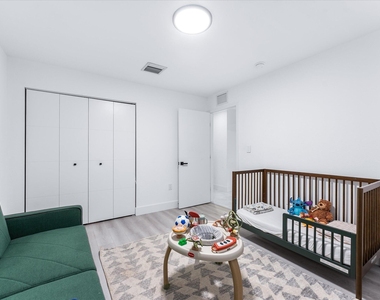 2848 Nw 9th Place - Photo Thumbnail 20