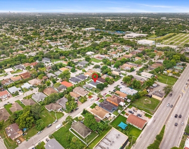 2848 Nw 9th Place - Photo Thumbnail 36