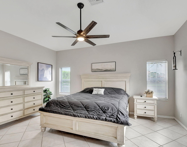 11723 Waterbend Court - Photo Thumbnail 6