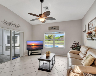 11723 Waterbend Court - Photo Thumbnail 5