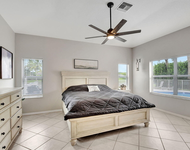 11723 Waterbend Court - Photo Thumbnail 8