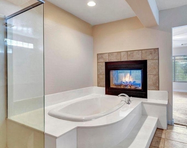 4853 S Newport Street - Photo Thumbnail 10