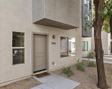 7842 N 20th Glen - Photo Thumbnail 4