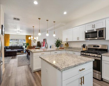 7842 N 20th Glen - Photo Thumbnail 26