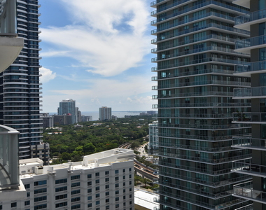 1100 S Miami Avenue - Photo Thumbnail 46
