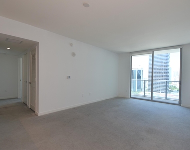 1100 S Miami Avenue - Photo Thumbnail 34