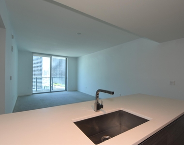 1100 S Miami Avenue - Photo Thumbnail 29