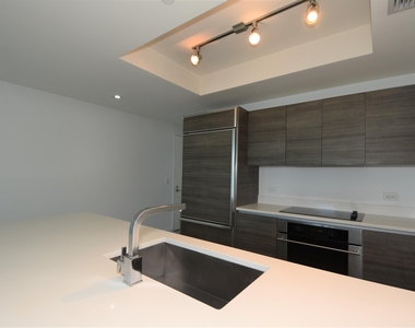 1100 S Miami Avenue - Photo Thumbnail 25