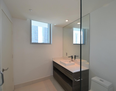 1100 S Miami Avenue - Photo Thumbnail 37