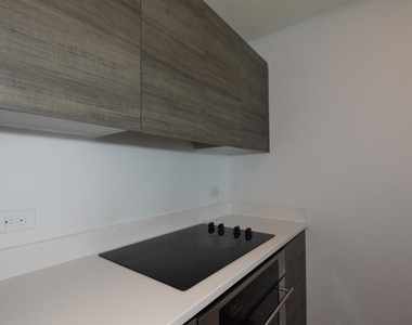 1100 S Miami Avenue - Photo Thumbnail 28