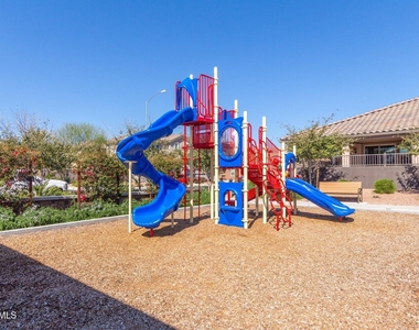 6908 E Peralta Circle - Photo Thumbnail 30