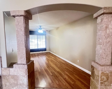 15854 W Boca Raton Road - Photo Thumbnail 6