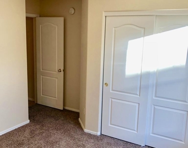 4166 E Sundance Avenue - Photo Thumbnail 9