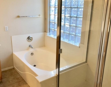4166 E Sundance Avenue - Photo Thumbnail 17