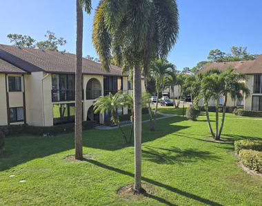 222 Pine Hov Circle - Photo Thumbnail 11