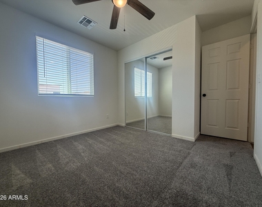 4037 S 12th Street - Photo Thumbnail 25