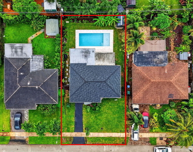 4670 Ne 4th Avenue - Photo Thumbnail 45