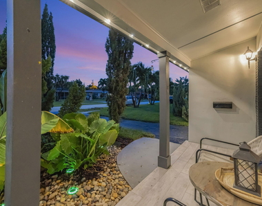 4670 Ne 4th Avenue - Photo Thumbnail 50