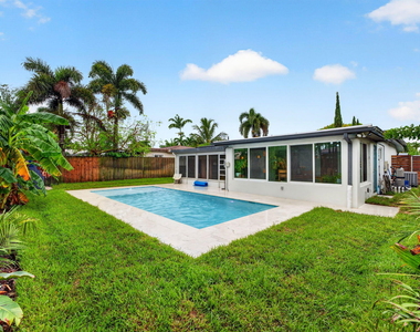 4670 Ne 4th Avenue - Photo Thumbnail 42