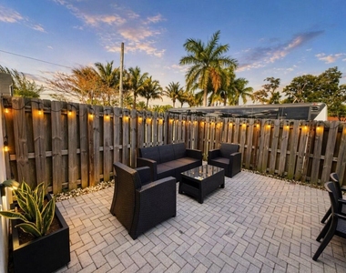 170 Nw 158th Street - Photo Thumbnail 15