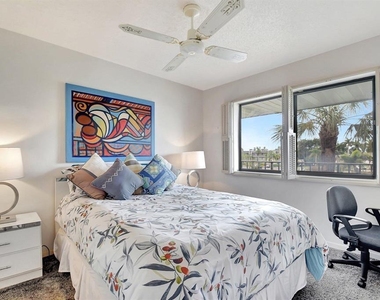 4070 Tivoli Court - Photo Thumbnail 3