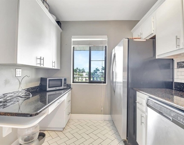 4070 Tivoli Court - Photo Thumbnail 12