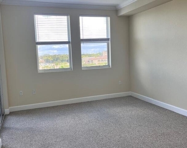 1660 Renaissance Commons Boulevard - Photo Thumbnail 25