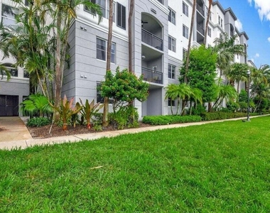 1660 Renaissance Commons Boulevard - Photo Thumbnail 39